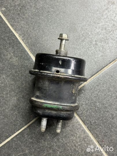 Подушка двигателя Lexus GS AWD