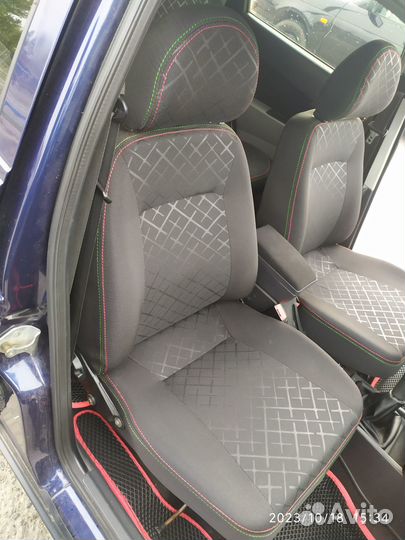 LADA Priora 1.6 МТ, 2013, 271 740 км