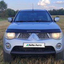 Mitsubishi L200 2.5 AT, 2009, 250 000 км, с пробегом, цена 900 000 руб.