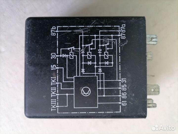 Реле 261 VAG 443951257 для Audi 100 (C4) 1991-1994