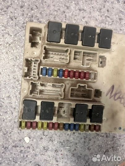 Блок предохранителей Nissan Note E11