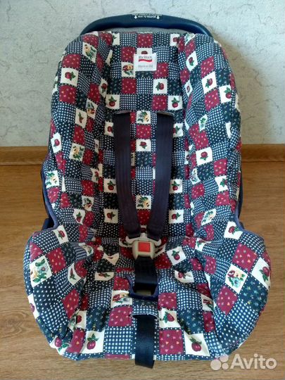 Автокресло 0+