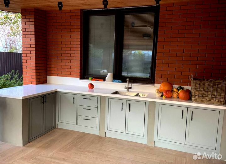 Кухня лофт из дерева и металла