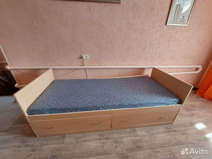 Диван кровать