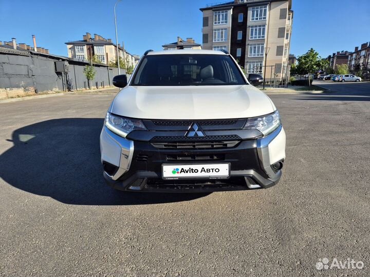 Mitsubishi Outlander 2.0 CVT, 2020, 48 479 км