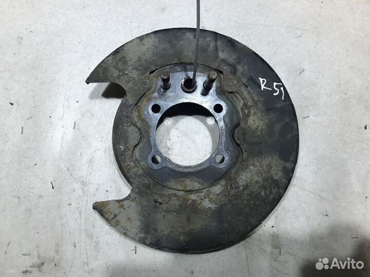 44030EA060 Щиток тормозной R Nissan Pathfinder R51