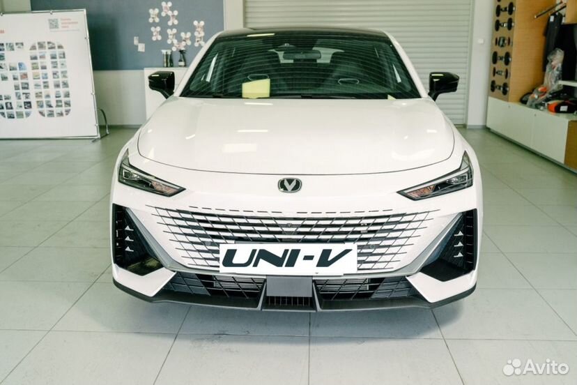 Changan UNI-V 1.5 AMT, 2024