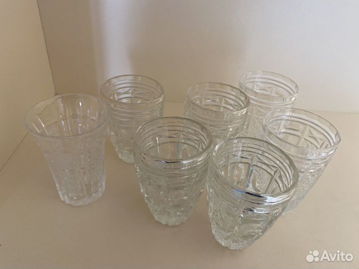 Хрустальные рюмки
