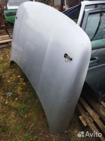 Капот ваз 2110