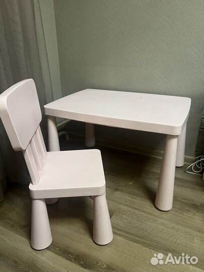 Детский стол и стул IKEA
