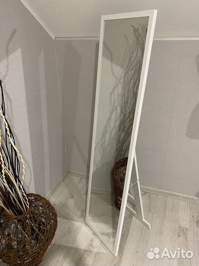Зеркало напольное