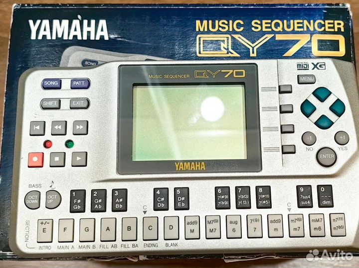 Yamaha QY70 Music Digital Sequencer