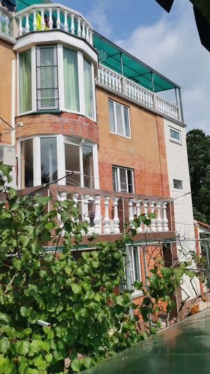 Гостиница, 360 м²