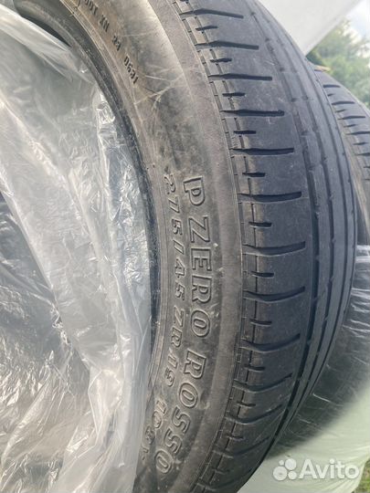 Pirelli P Zero Rosso 275/45 R19 98Y