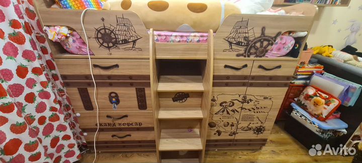 Кровать со столом Корсар