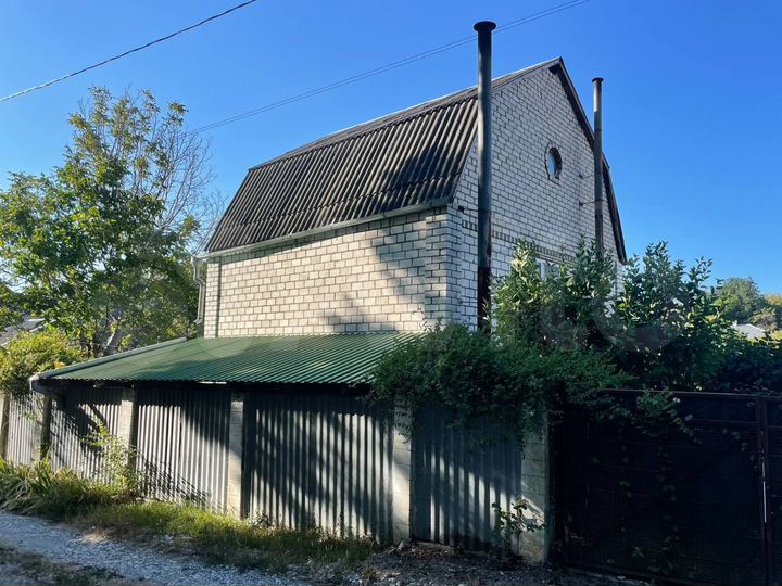 Дом 95,8 м² на участке 5,5 сот.