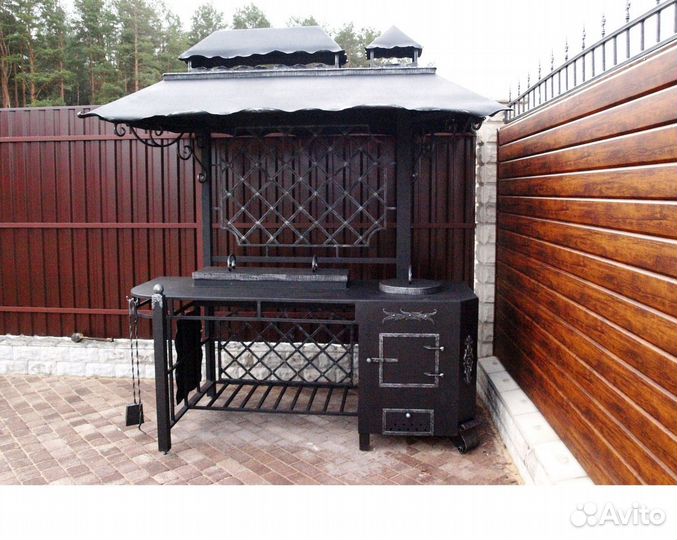 Кованые мангалы с крышей
