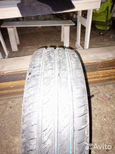 Viatti Strada Asimmetrico V-130 195/65 R15