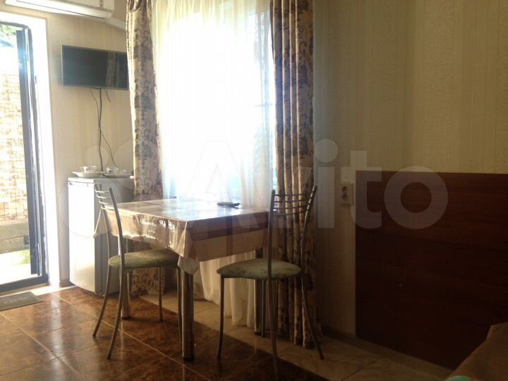 Комната 20 м² в > 9-к., 1/2 эт.