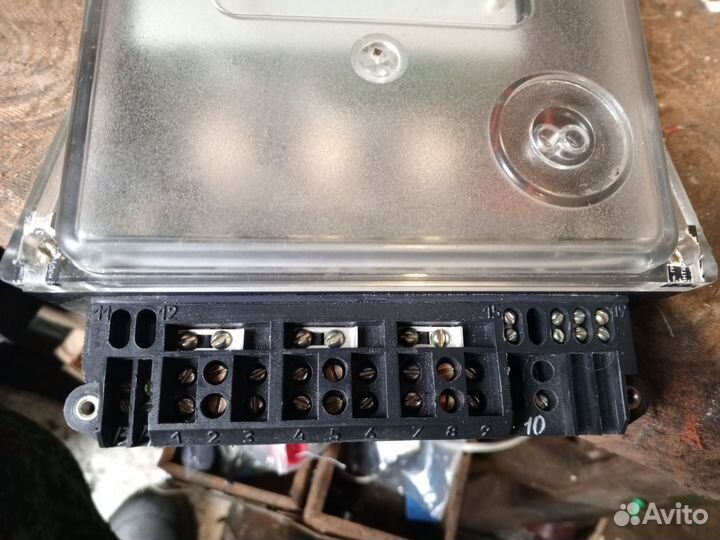 Трёхфазный электрический счётчик сэт3а-02-44-04/1п