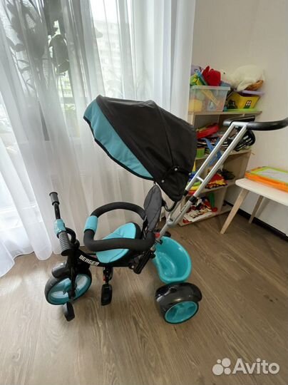 Трехколесный велосипед