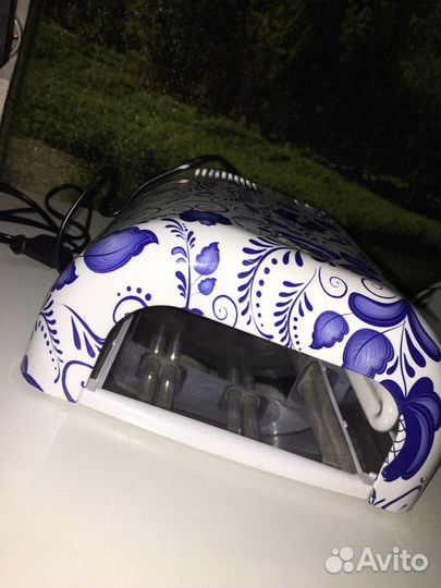 Лампа для сушки ногтей