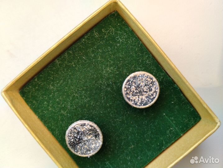 Серьги пуссеты