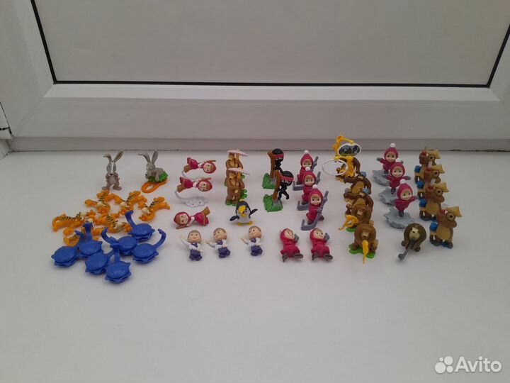 Киндер сюрприз Маша и медведь цена за всё