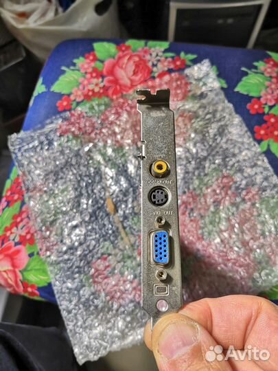 Видеокарта v7100pro/32M(T)