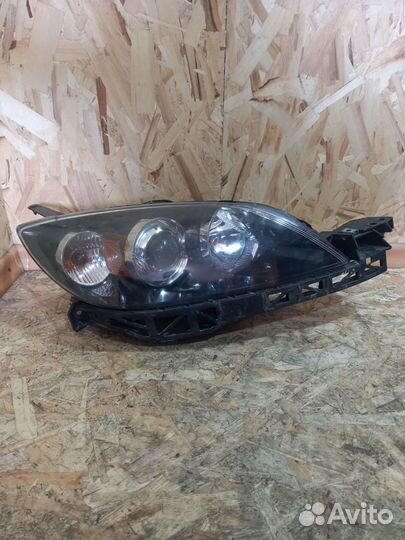 Фара Правая Мазда 3 BK Хетчбек