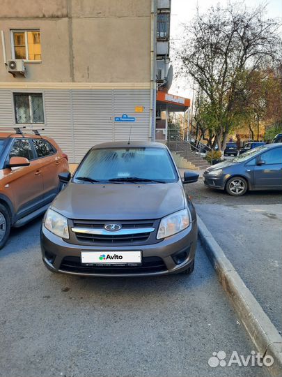LADA Granta 1.6 МТ, 2015, 154 000 км