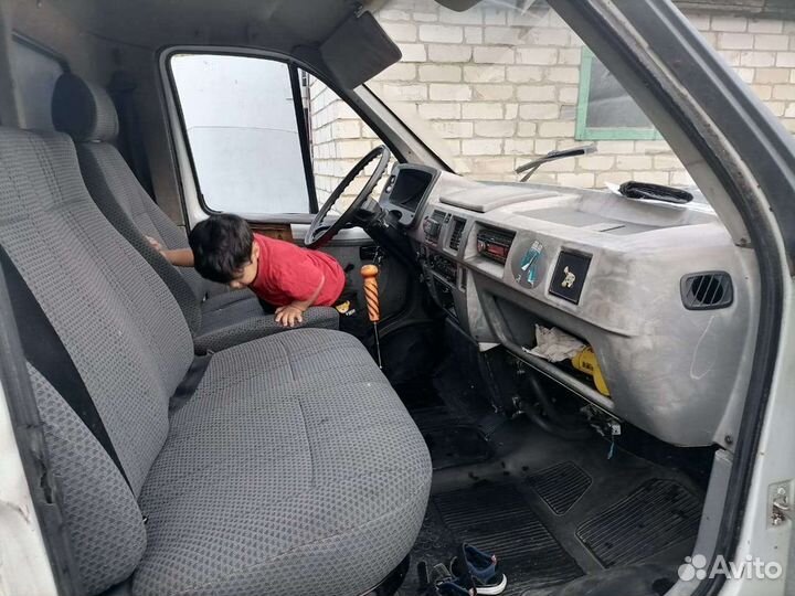 ГАЗ ГАЗель 3302 2.3 МТ, 2002, 180 000 км