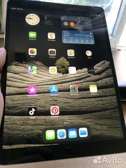 iPad pro 10.5 Wi-Fi + cellular