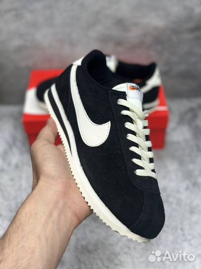 Кроссовки nike cortez