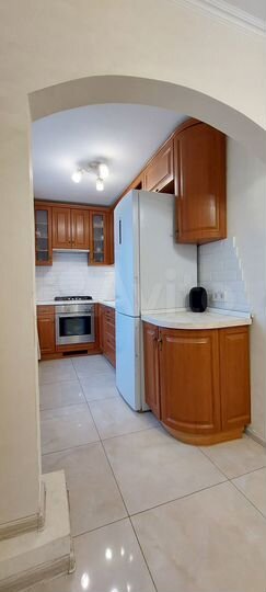 4-к. квартира, 76,2 м², 1/9 эт.