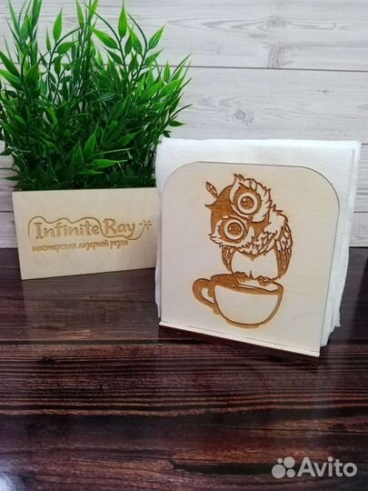 Салфетница из дерева