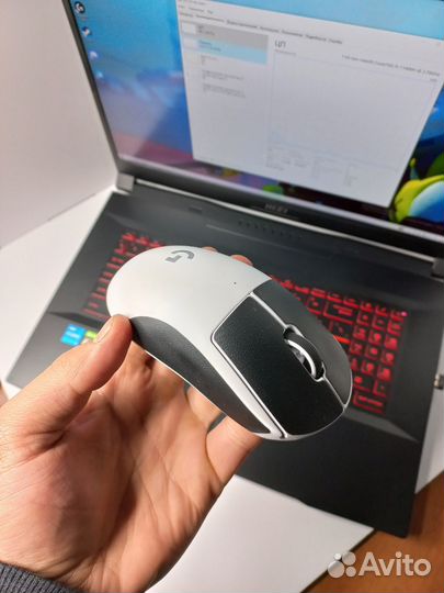 Игровой ноутбук MSI GF66 Katana