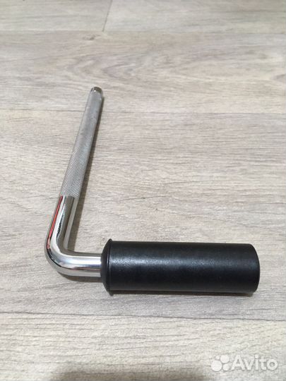 Roland крепление том холдер