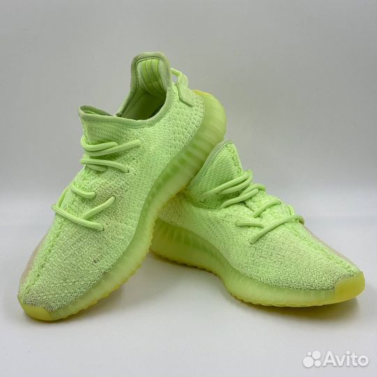 Yeezy Boost 350 V2 “Glow In The Dark” 7us/38.5ru