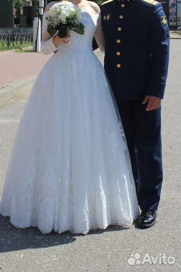 Свадебное платье