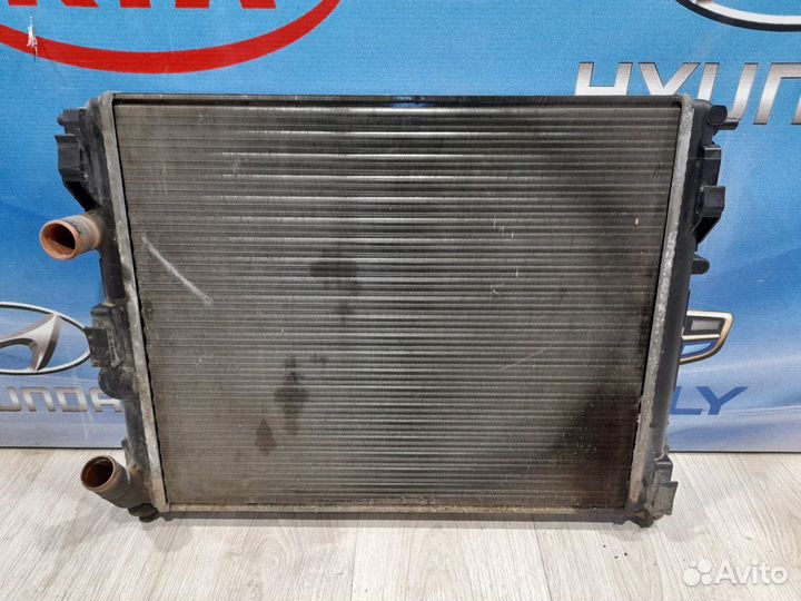 Радиатор охлаждения двигателя основной Renault log