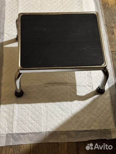 Скамейка для ног