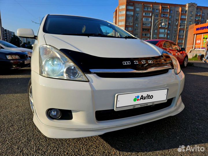 Toyota Wish, 2004