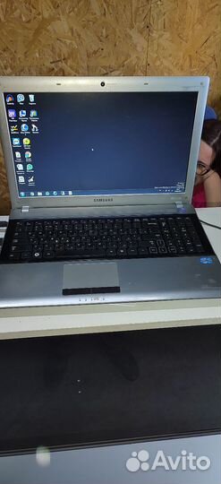 Samsung rv511