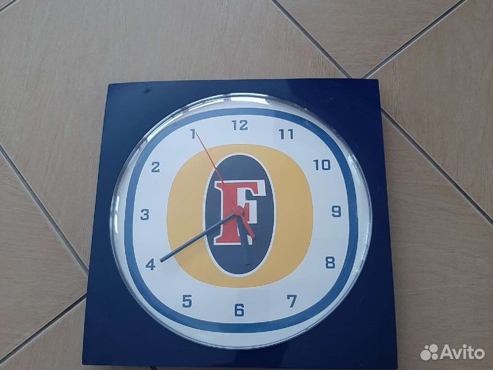 Часы настенные