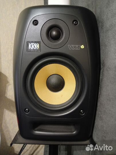 KRK VXT 6