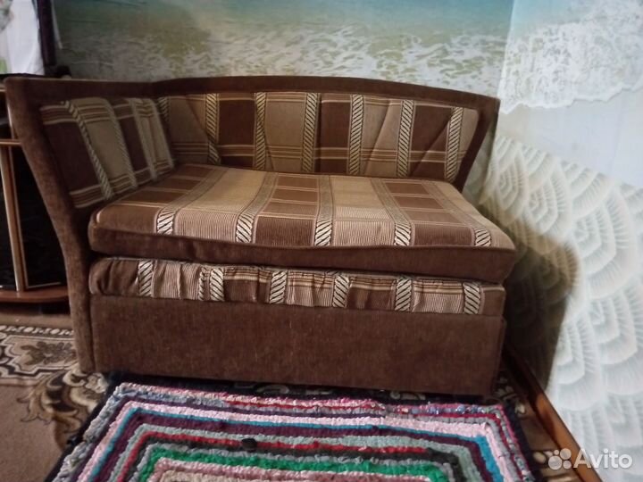 Диван-тахта