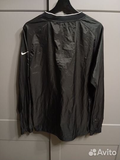 Ветровка Nike футбольная
