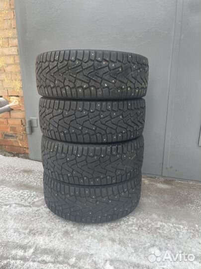 Pirelli Ice Zero 245/45 R19 102H
