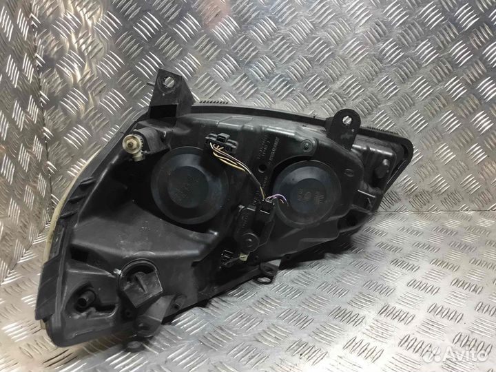 Фара правая Renault Scenic 15810400re F4R770